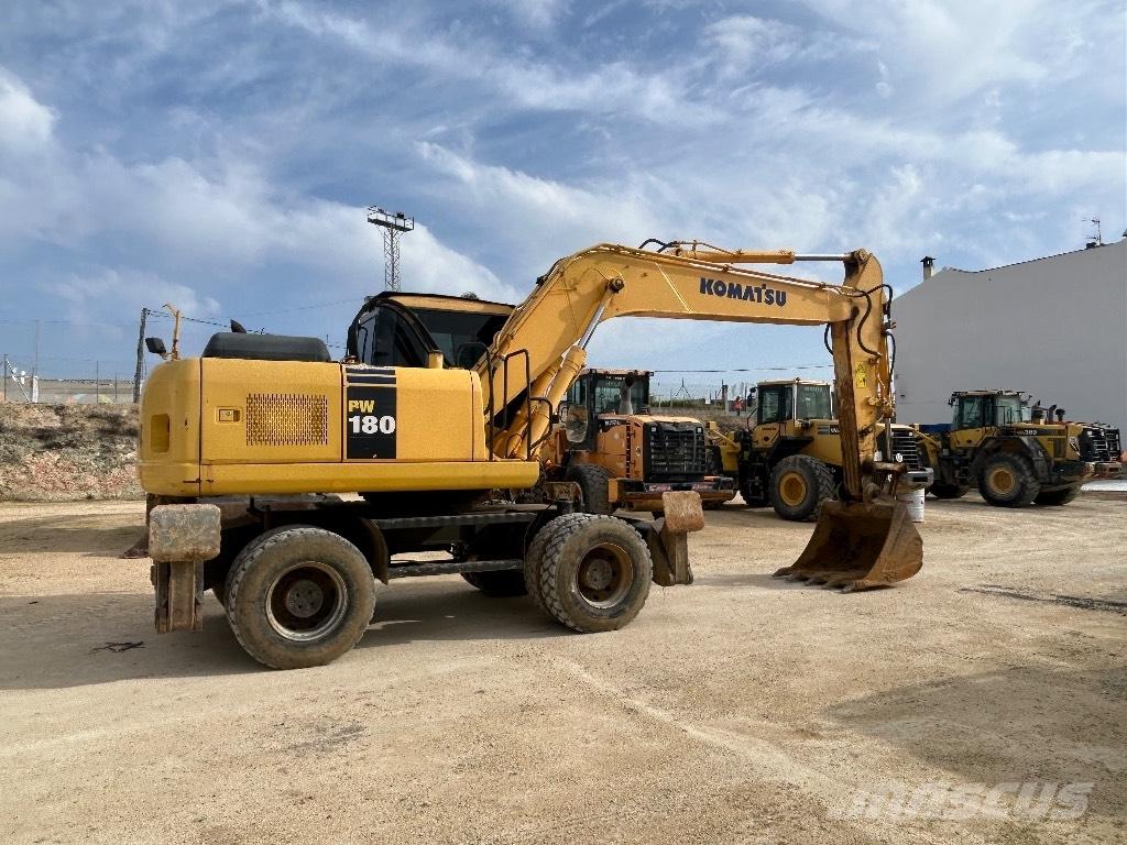 Komatsu PW 180 ホイール式油圧ショベル（パワーショベル・ユンボ・バックホー）