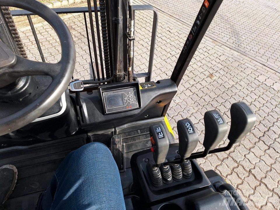 Hyundai 25 BH-9 建設機械 -　その他