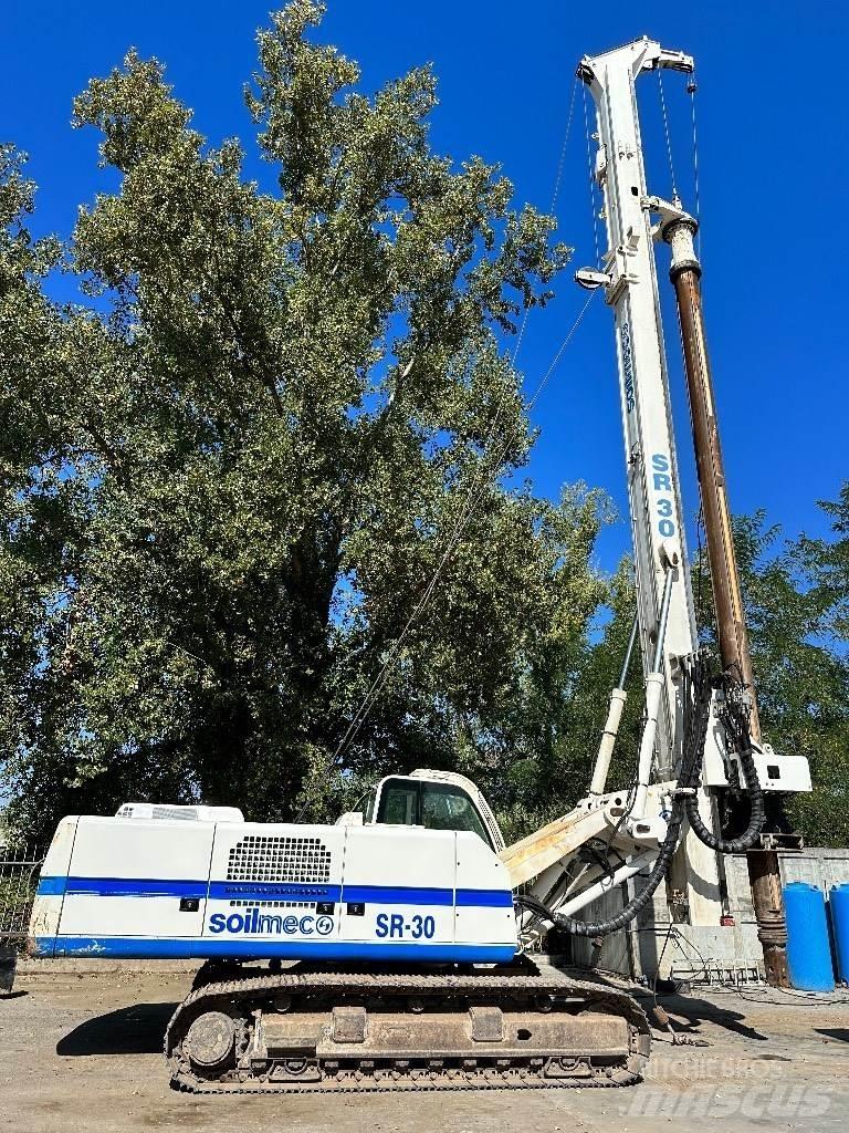 Soilmec SR30 杭打ち機