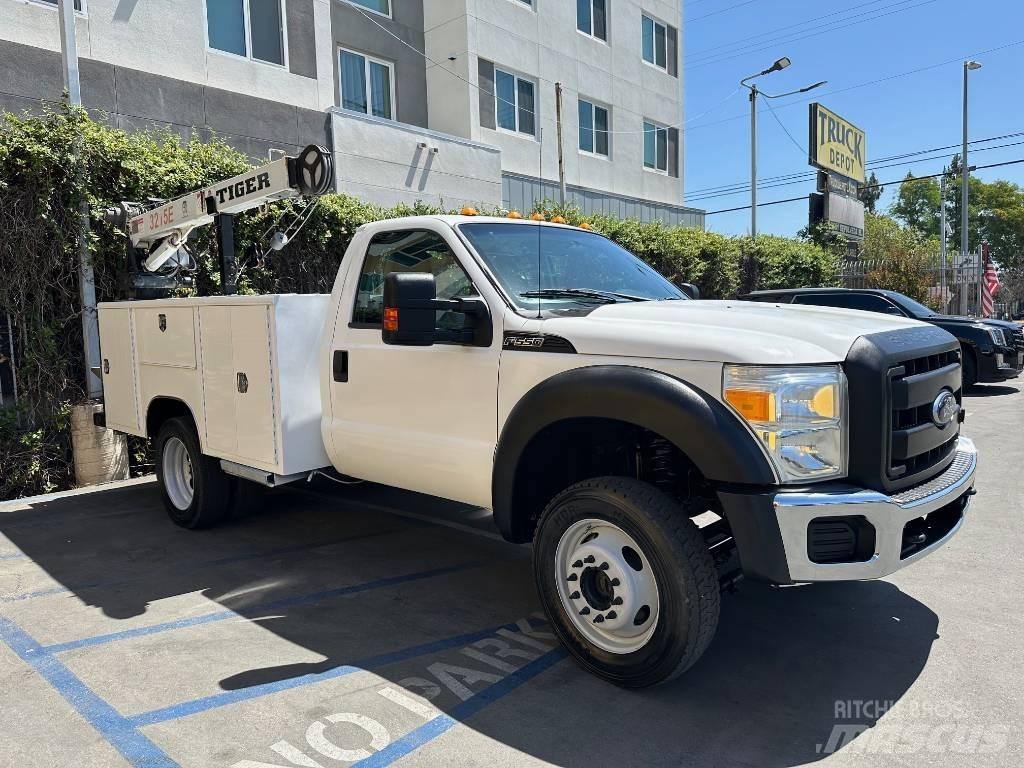Ford F 550 SD 多目的／汎用車両