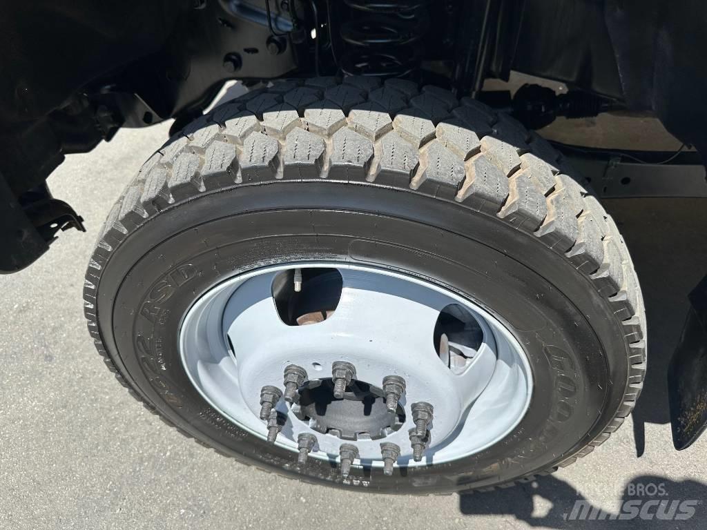 Ford F 550 SD 多目的／汎用車両
