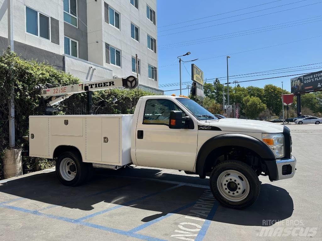 Ford F 550 SD 多目的／汎用車両