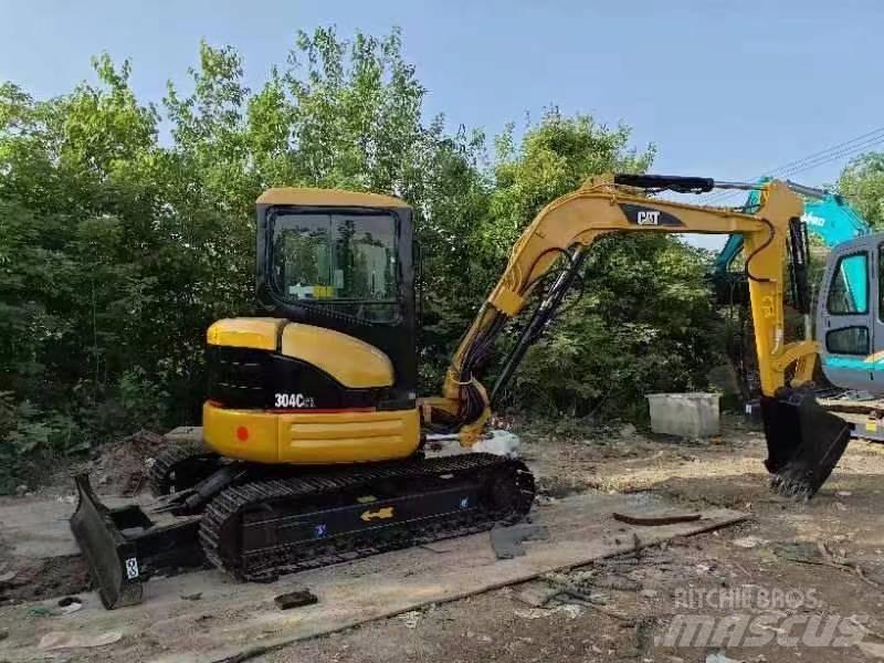 CAT 304 C CR ミニ油圧ショベル 7t以下（ミニユンボ・ミニディガー）