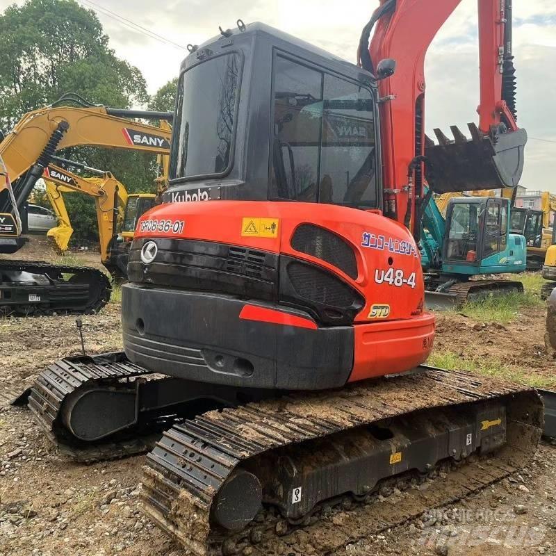 Kubota U 48 ミニ油圧ショベル 7t以下（ミニユンボ・ミニディガー）