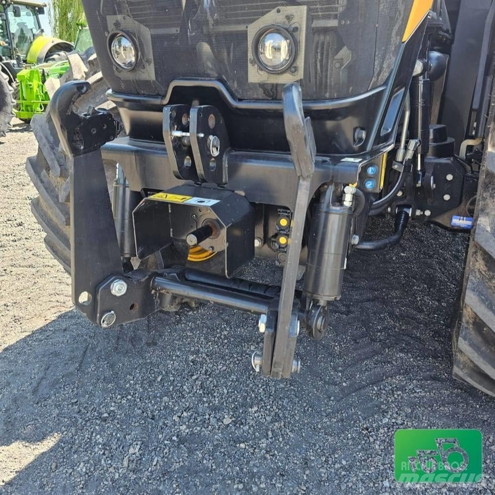 JCB FASTRAC 8330 トラクター
