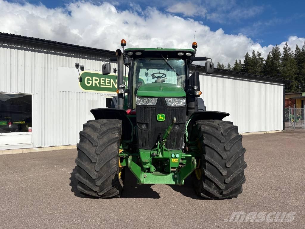 John Deere 7230 R トラクター