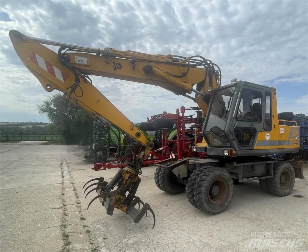 JCB 130 W ホイール式油圧ショベル（パワーショベル・ユンボ・バックホー）