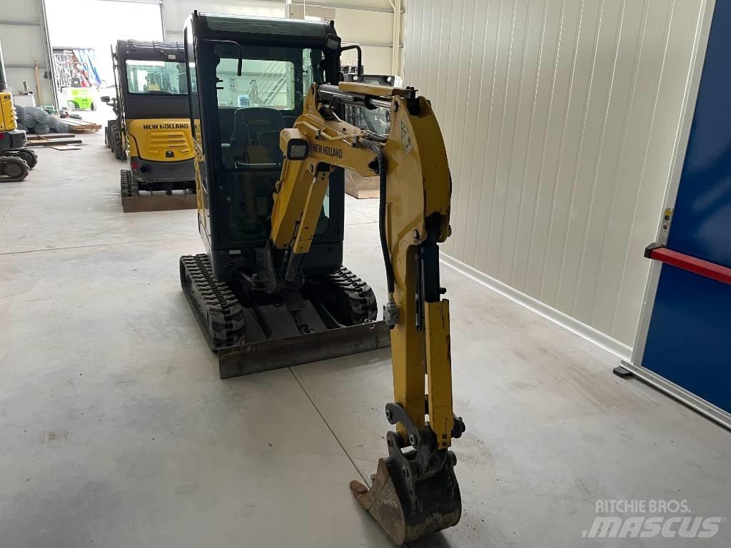 New Holland E 18 C ミニ油圧ショベル 7t以下（ミニユンボ・ミニディガー）