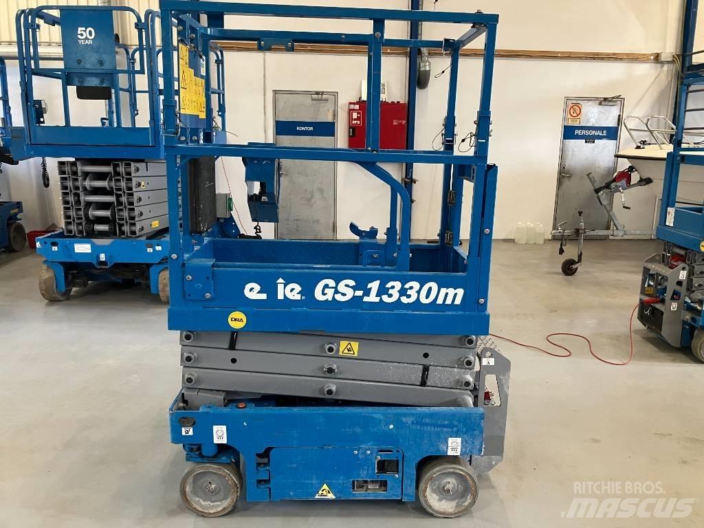 Genie GS 1330 シザースリフト