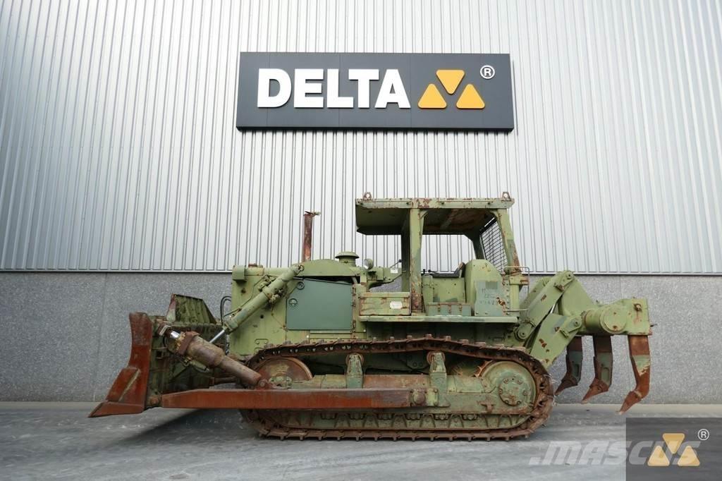 CAT D7F Ex-army ブルドーザー