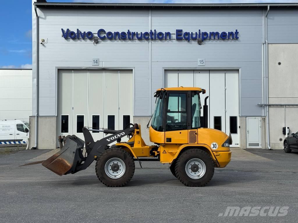 Volvo L 30 B ホイールローダー・タイヤショベル