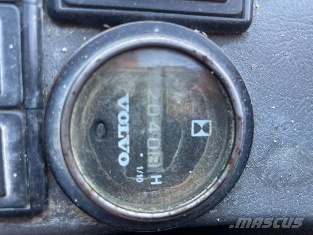 Volvo EC 360 B N LC 大型油圧ショベル12t以上（パワーショベル・ユンボ）