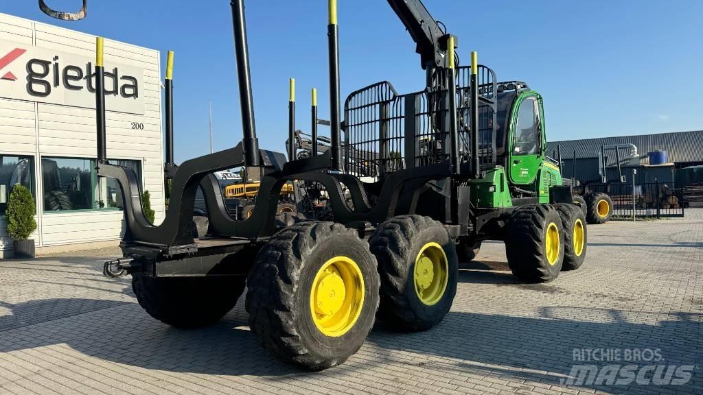 John Deere 1210 E フォワーダー