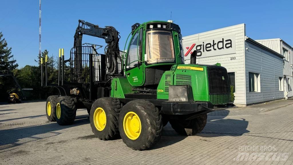 John Deere 1210 E フォワーダー