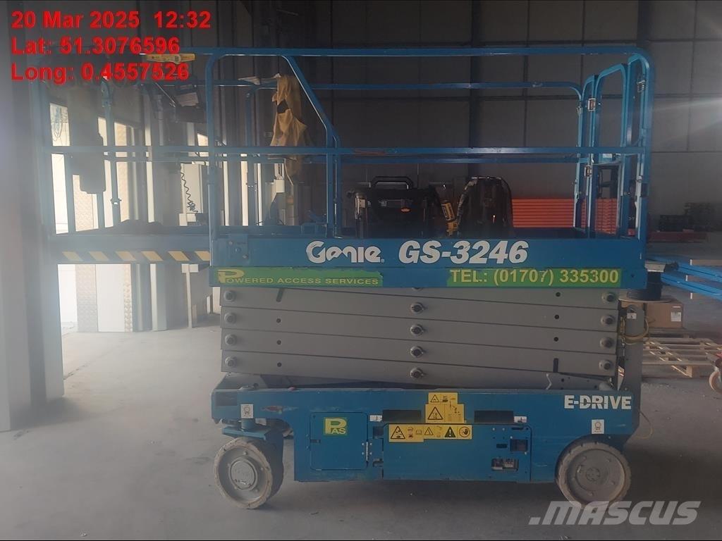 Genie GS 3246 シザースリフト
