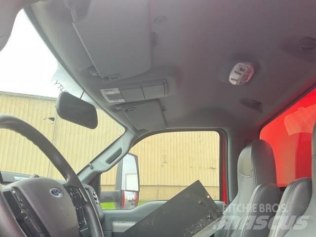 Ford F 650 飲料運送車両