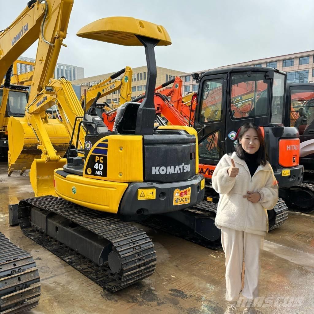 Komatsu PC 40 MR ミニ油圧ショベル 7t以下（ミニユンボ・ミニディガー）