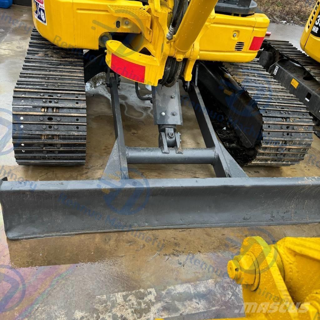 Komatsu PC 40 MR ミニ油圧ショベル 7t以下（ミニユンボ・ミニディガー）