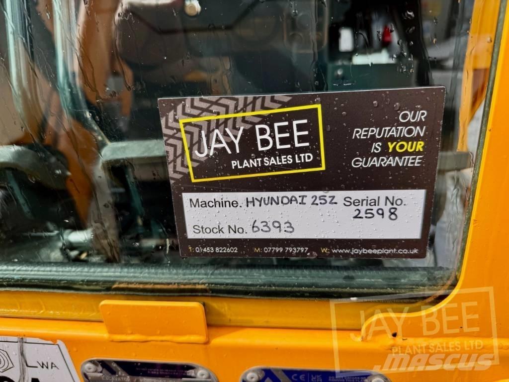 Hyundai R25Z-9 AK ミニ油圧ショベル 7t以下（ミニユンボ・ミニディガー）