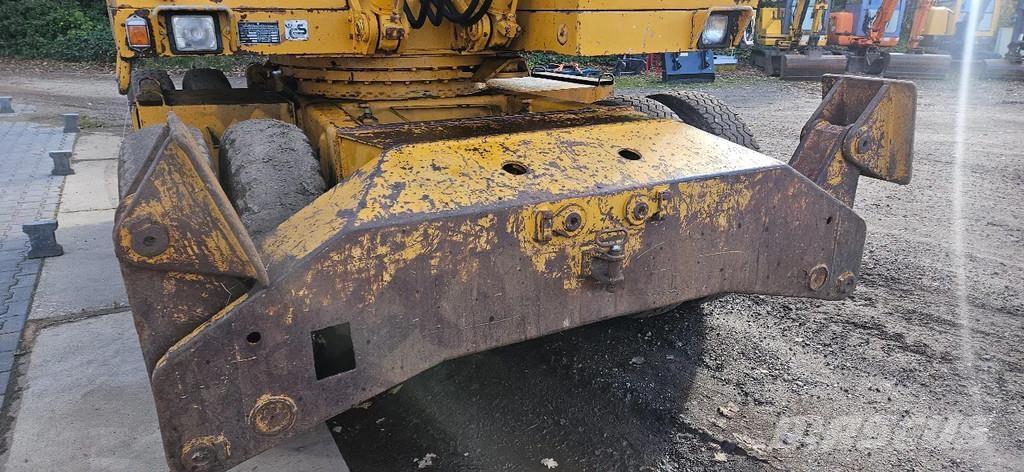 Liebherr A902 ホイール式油圧ショベル（パワーショベル・ユンボ・バックホー）