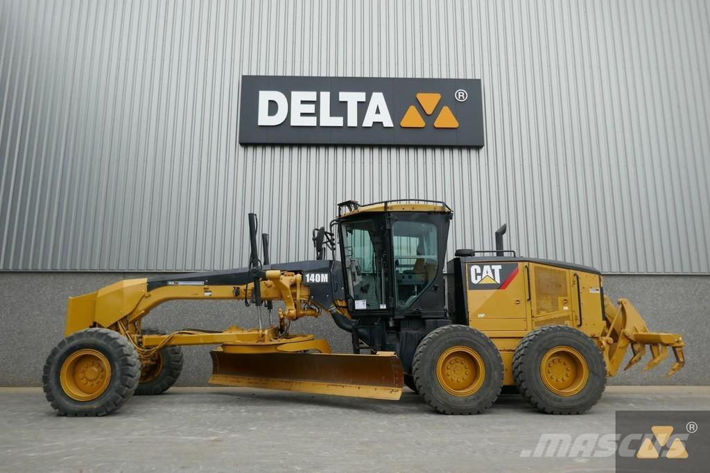 CAT 140M モーターグレーダー