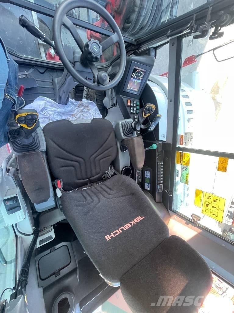 Takeuchi TB 295W ホイール式油圧ショベル（パワーショベル・ユンボ・バックホー）