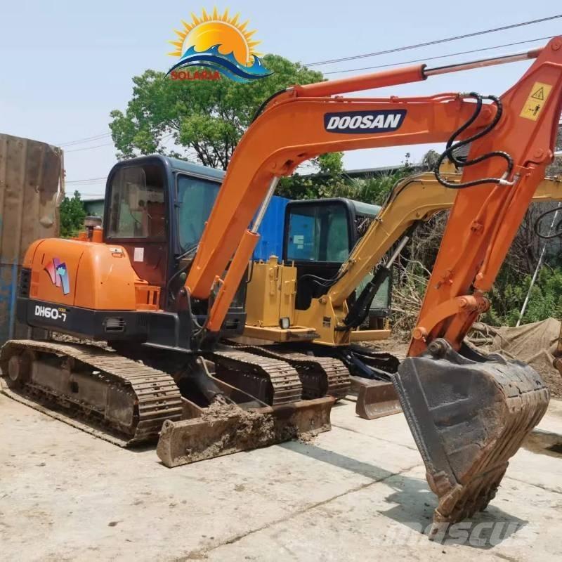 Doosan DH 60-7 ミニ油圧ショベル 7t以下（ミニユンボ・ミニディガー）