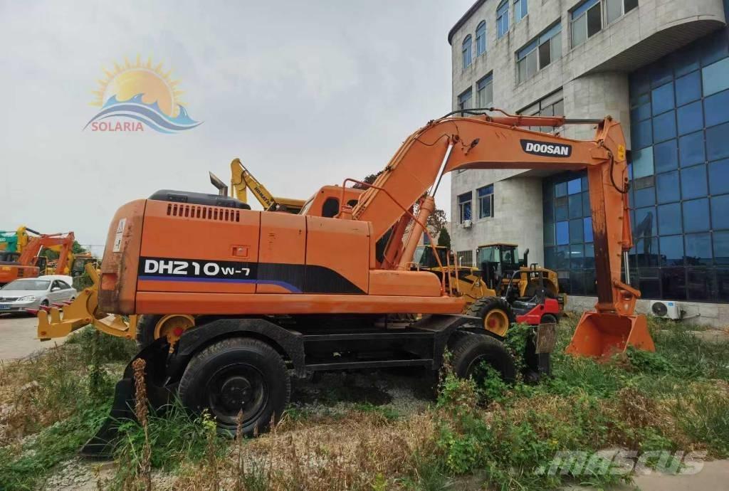 Doosan DH 210 W-7 ホイール式油圧ショベル（パワーショベル・ユンボ・バックホー）