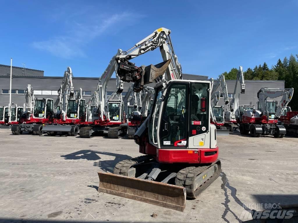 Takeuchi TB 257 FR ミニ油圧ショベル 7t以下（ミニユンボ・ミニディガー）