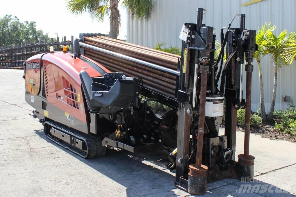 Ditch Witch JT20 水平掘削リグ