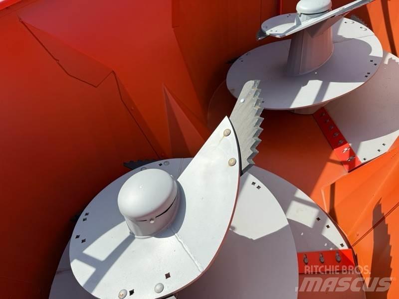Kuhn Profile 16.2 農業機械 -　その他