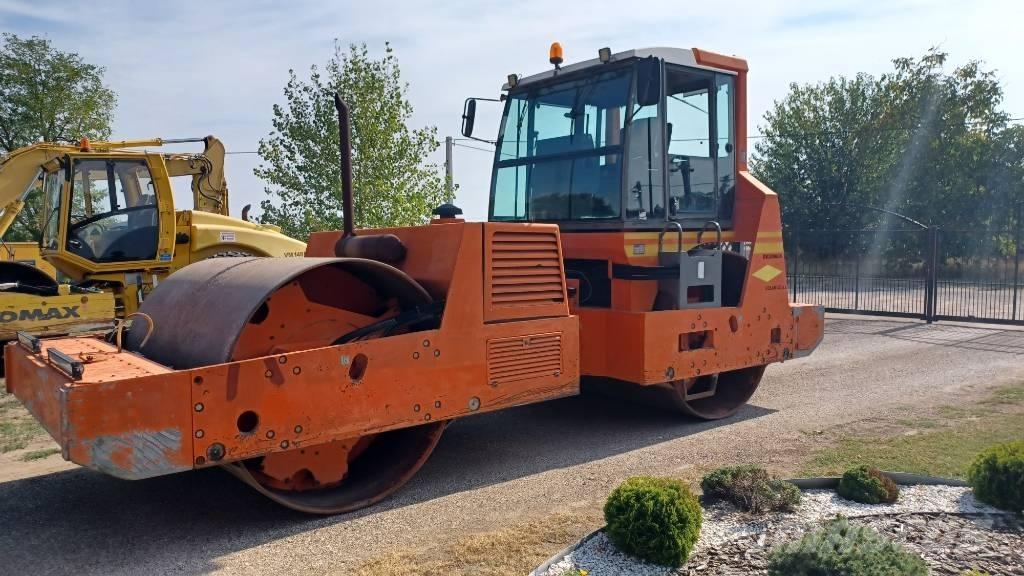 Stavostroj VH 1700 振動ローラ