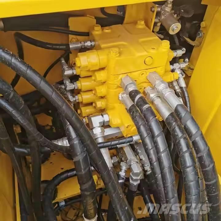 Komatsu PC 120 大型油圧ショベル12t以上（パワーショベル・ユンボ）