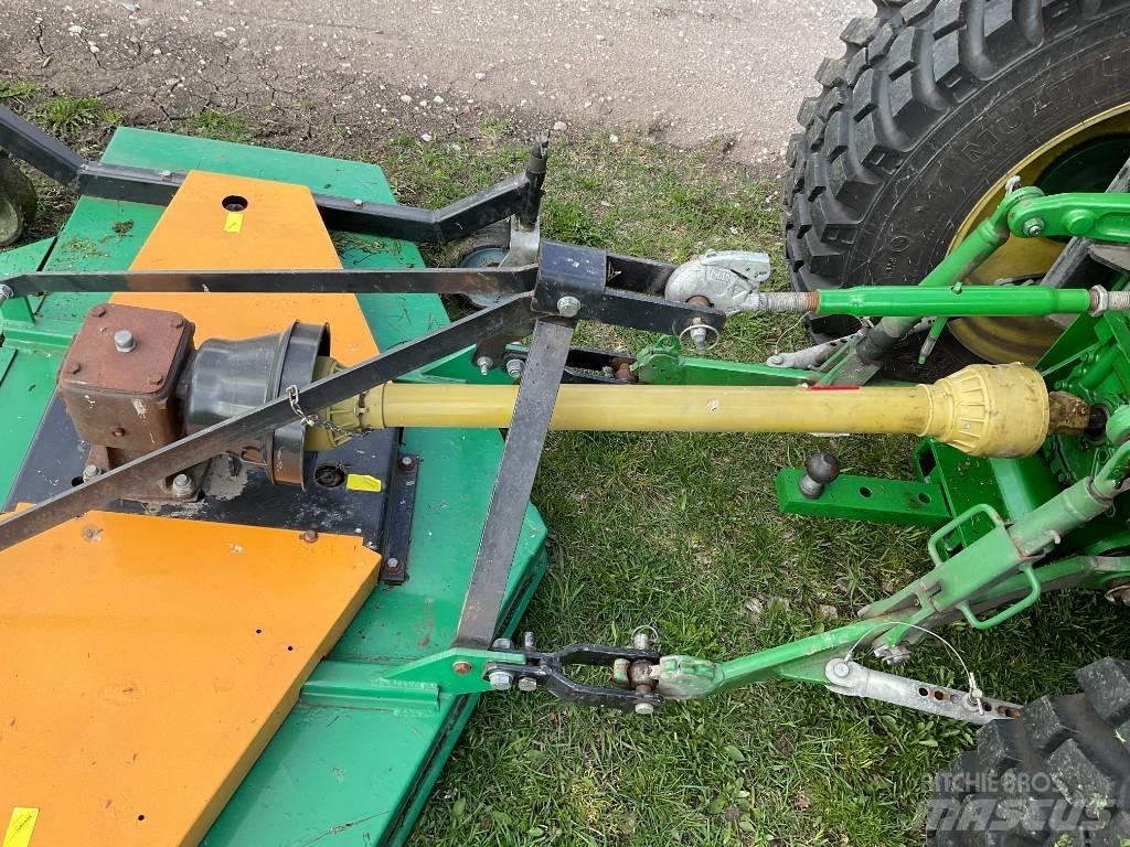 John Deere 4066 R トラクター