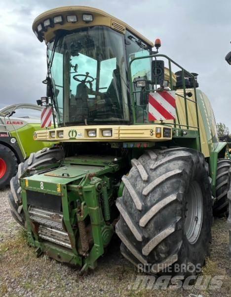 Krone BIG X 650 自走式フォレージハーベスター