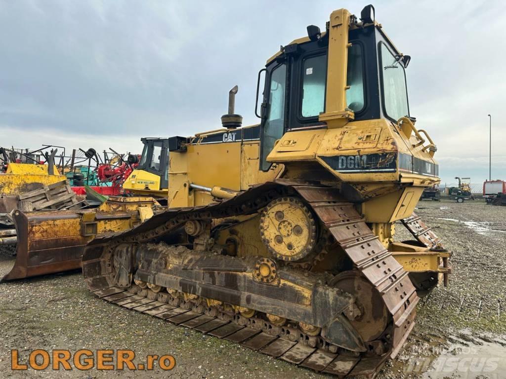 CAT D 6 M LGP ブルドーザー
