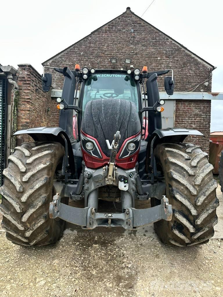 Valtra T 234 V トラクター