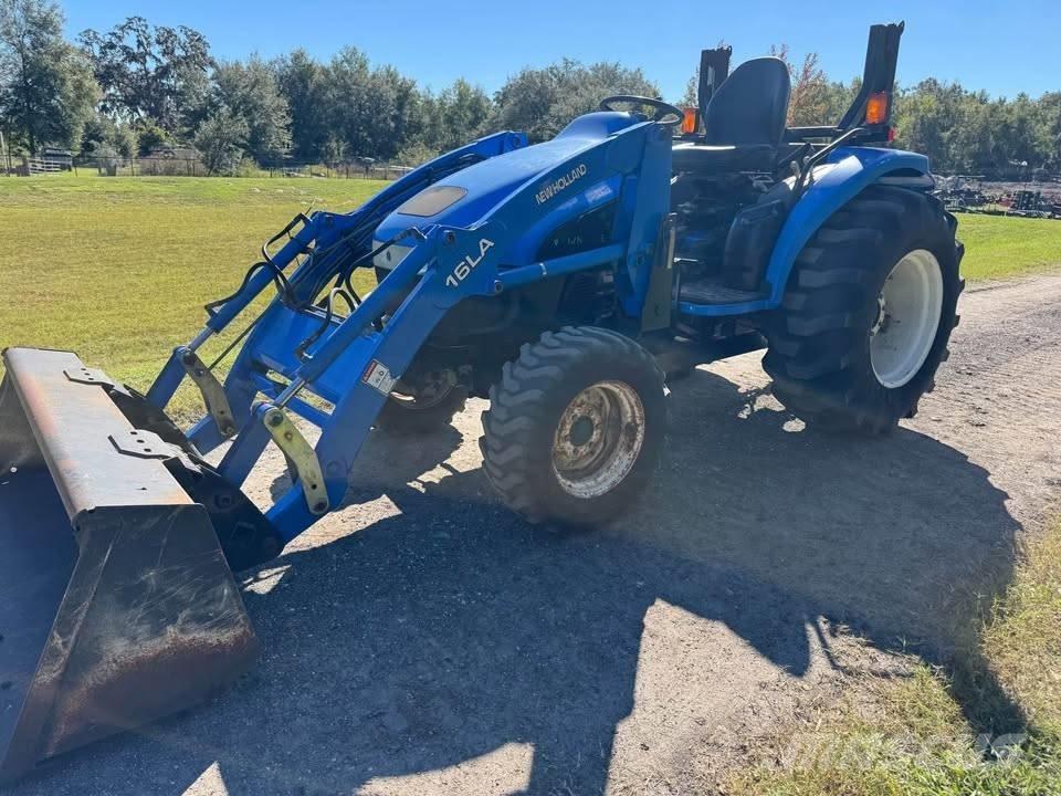 New Holland TC 35 トラクター