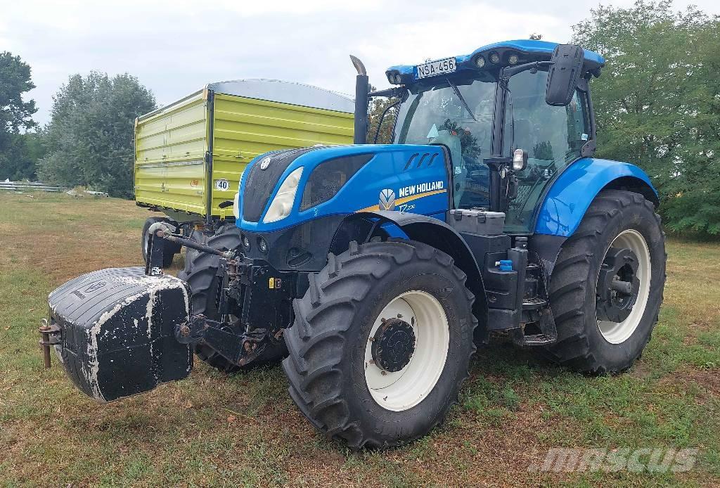 New Holland T 7.230 トラクター