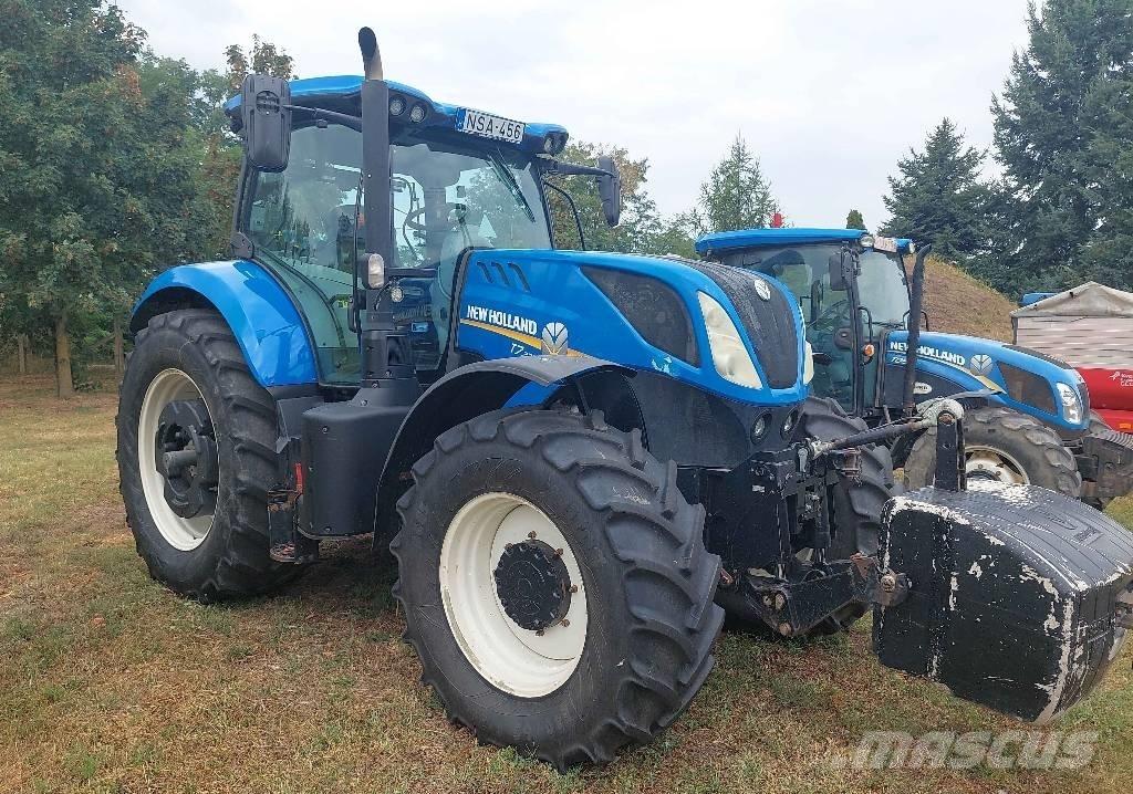 New Holland T 7.230 トラクター