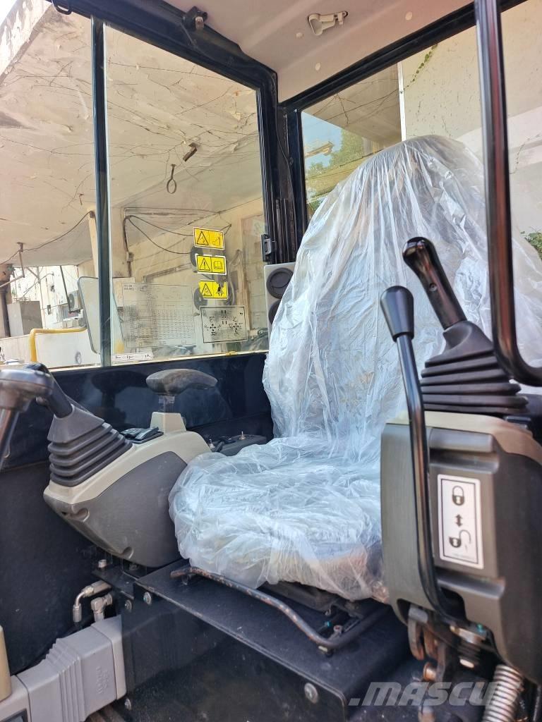 CAT 305.5 E ミニ油圧ショベル 7t以下（ミニユンボ・ミニディガー）