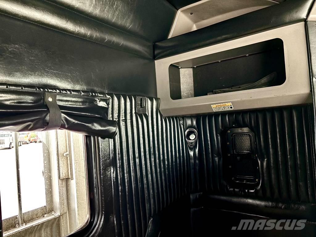 Kenworth T 800 中古トラクターヘッド | トレーラーヘッド