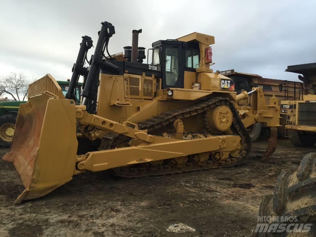 CAT D 10 N ブルドーザー