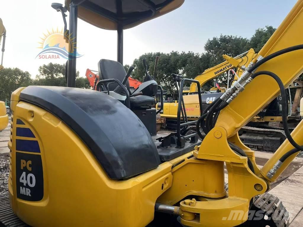 Komatsu PC 40 MR ミニ油圧ショベル 7t以下（ミニユンボ・ミニディガー）