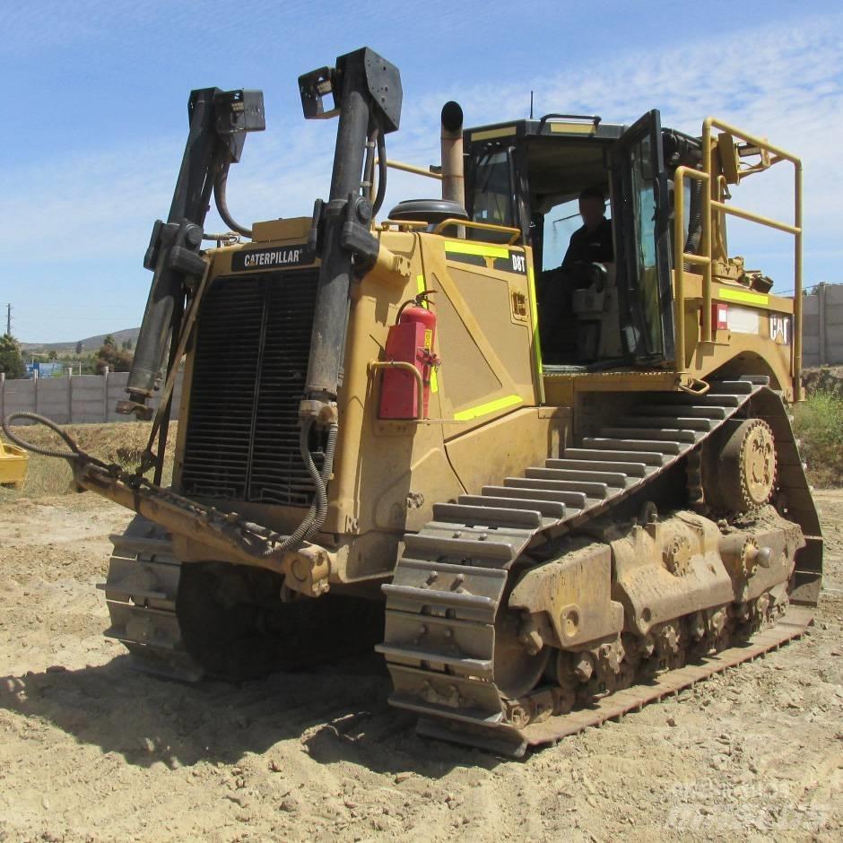CAT D 8 T ブルドーザー