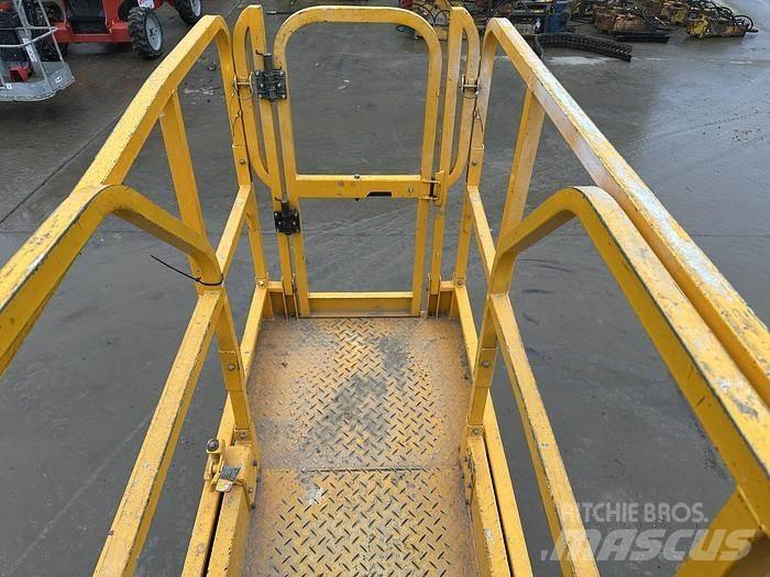 JCB S2032E その他リフトとプラットフォーム