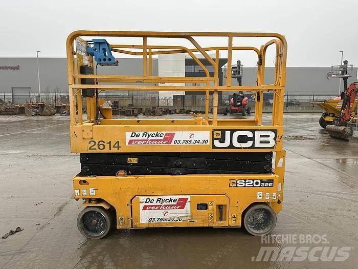 JCB S2032E その他リフトとプラットフォーム