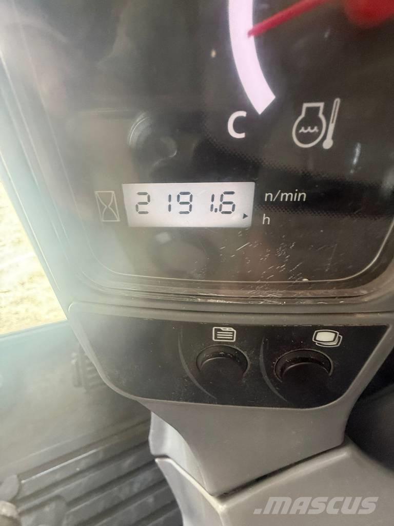 Kubota U 27 ミニ油圧ショベル 7t以下（ミニユンボ・ミニディガー）