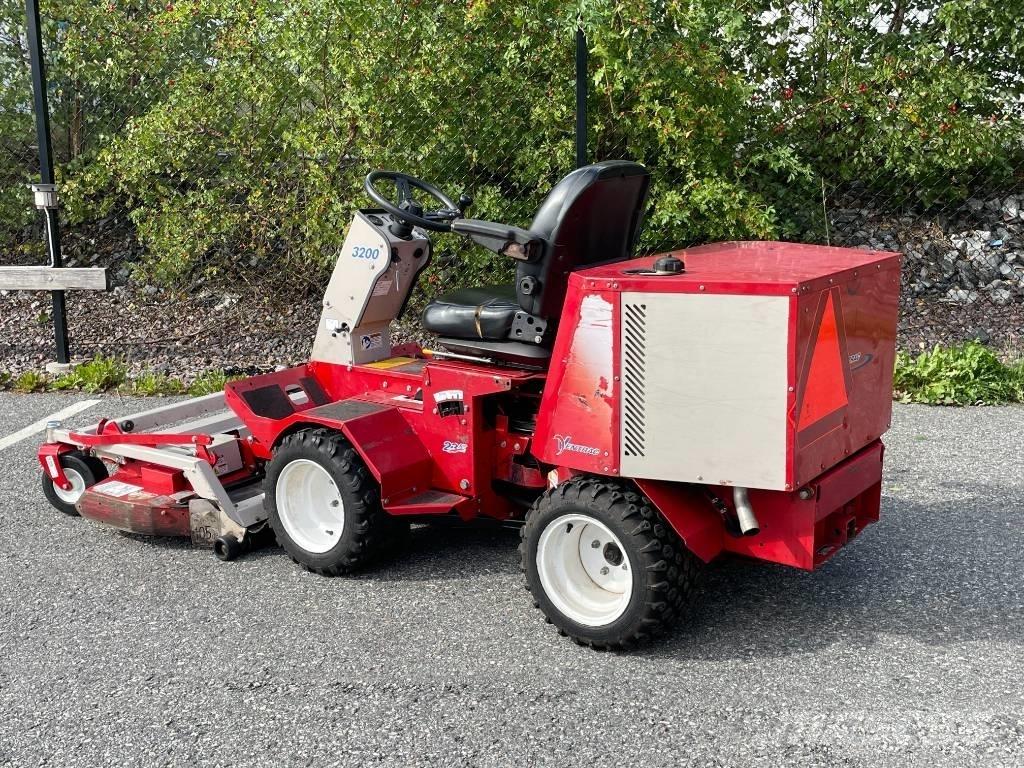Ventrac 3200 乗用・自走モア/芝刈り機