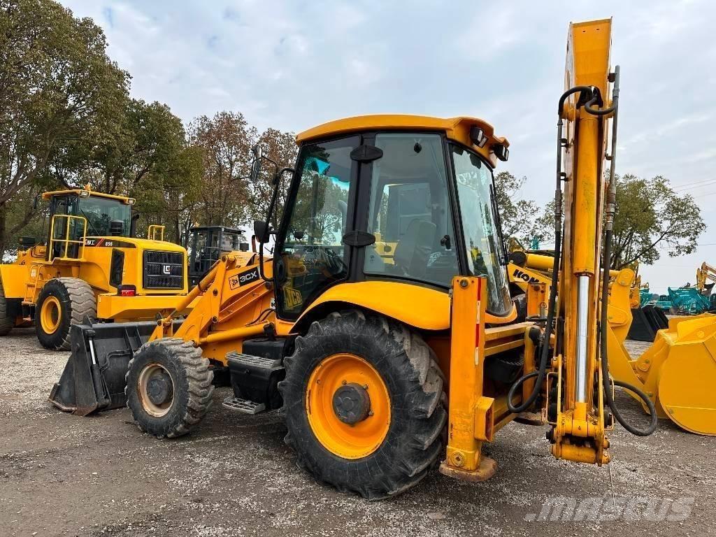 JCB 3 CX バックホーローダー